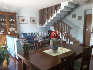 Appartamento in Vendita a Ascoli Piceno, 140'000€, 162 m², con Box