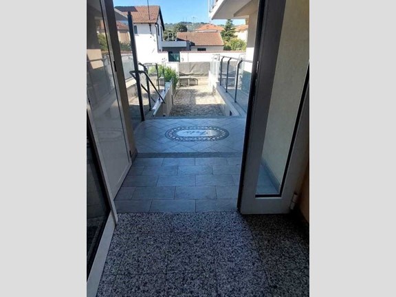 Trilocale in Vendita a Diano Marina, 480'000€, 78 m², con Box