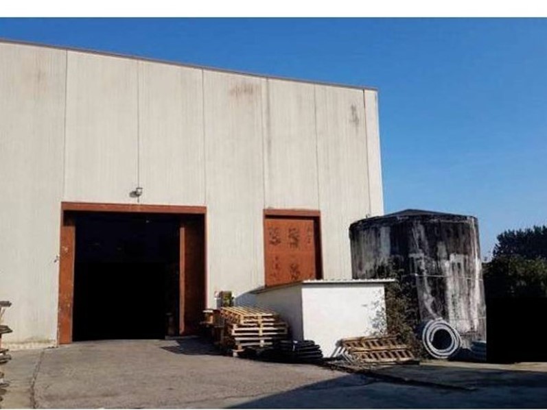 Capannone in Vendita a Este, 410'100€, 2170 m²