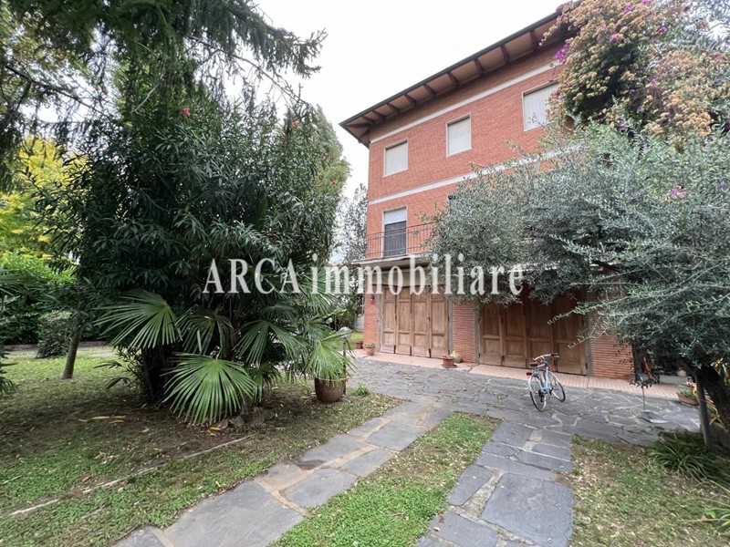 Quadrilocale in Vendita a Pietrasanta, 750'000€, 85 m²
