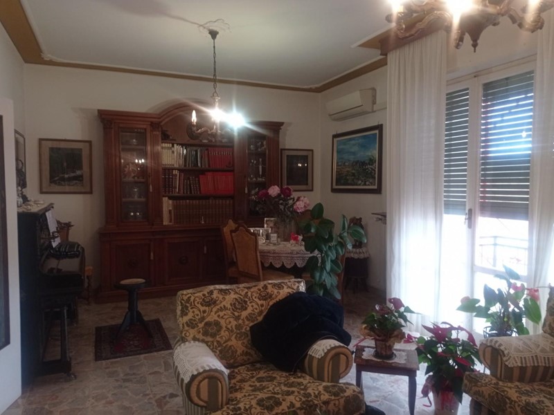 Appartamento in Vendita a Pisa, 225'000€, 120 m²