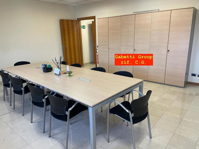 Ufficio in Vendita a Treviso, 430'000€, 200 m²