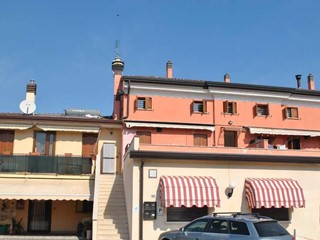 Appartamento in Vendita a Campodarsego, 121'875€, 164 m²