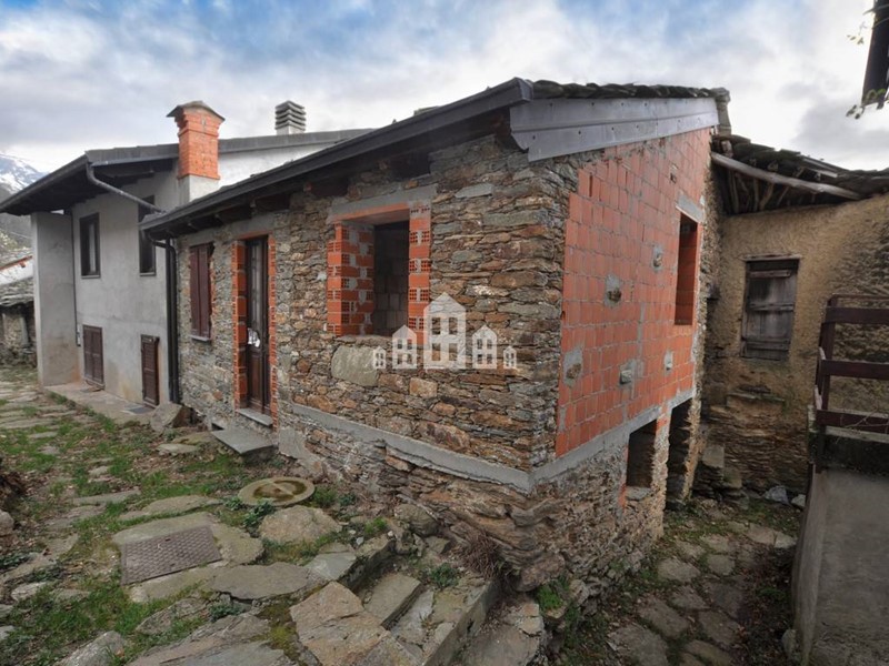 Rustico in Vendita a Frassinetto, zona Verchiotto, 19'000€, 60 m²