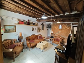 Casa Indipendente in Vendita a Lucca, zona San Marco, 139'000€, 70 m², arredato