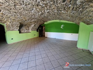 Negozio in Vendita a Sonico, 150'000€, 170 m²