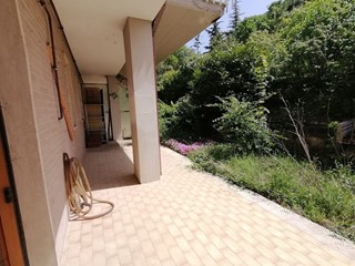 Trilocale in Vendita a L'Aquila, 101'000&euro;, 73 m²