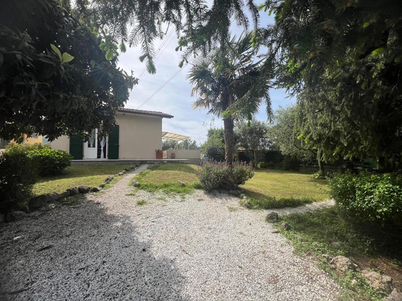 Casa Semi Indipendente in Affitto a Seravezza, zona Pozzi, 20'000€, 80 m², arredato