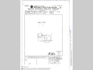 Appartamento in Vendita a Busalla, zona Sarissola , 150'000€, 100 m², con Box