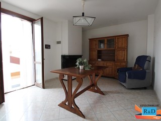 Quadrilocale in Vendita a Colle di Val D'Elsa, 170'000&euro;, 75 m², con Box
