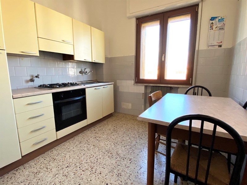 Stanza in Affitto a Catanzaro, zona Stadio, 160€, 95 m², arredato