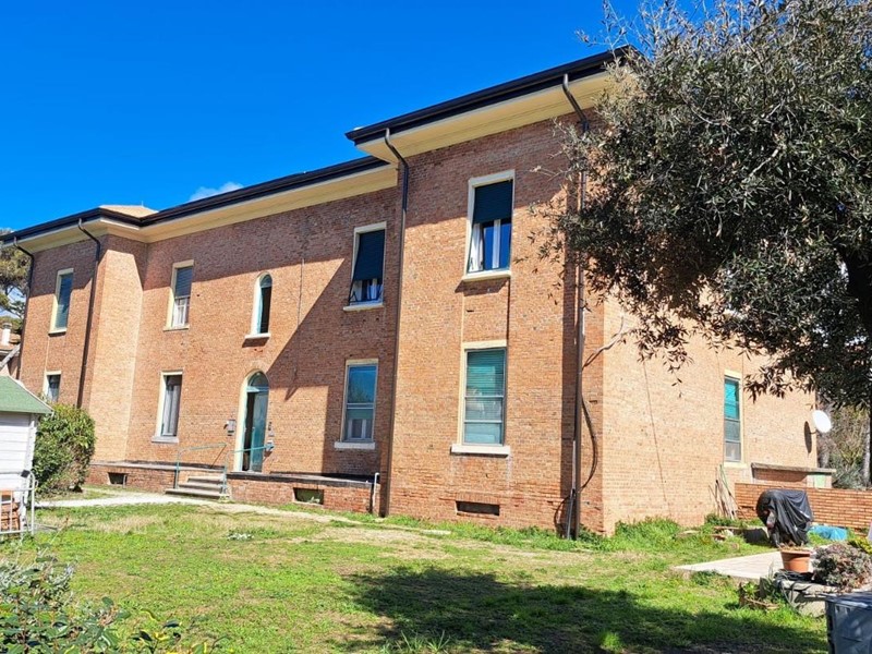 Attico in Vendita a Rosignano Marittimo, zona Rosignano Solvay, 110'000€, 55 m²