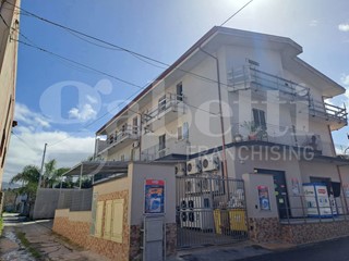 Quadrilocale in Vendita a Barcellona Pozzo di Gotto, 135'000€, 110 m²