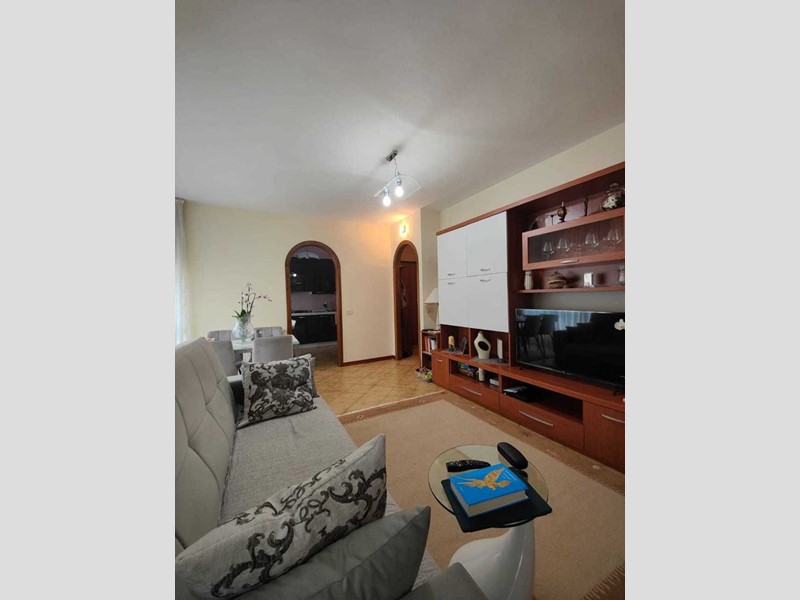 Quadrilocale in Vendita a Aulla, 90'000€, 60 m², arredato