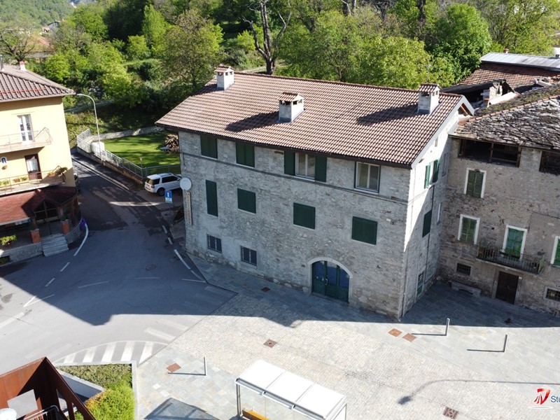 Trilocale in Vendita a Sonico, 77'000€, 80 m²