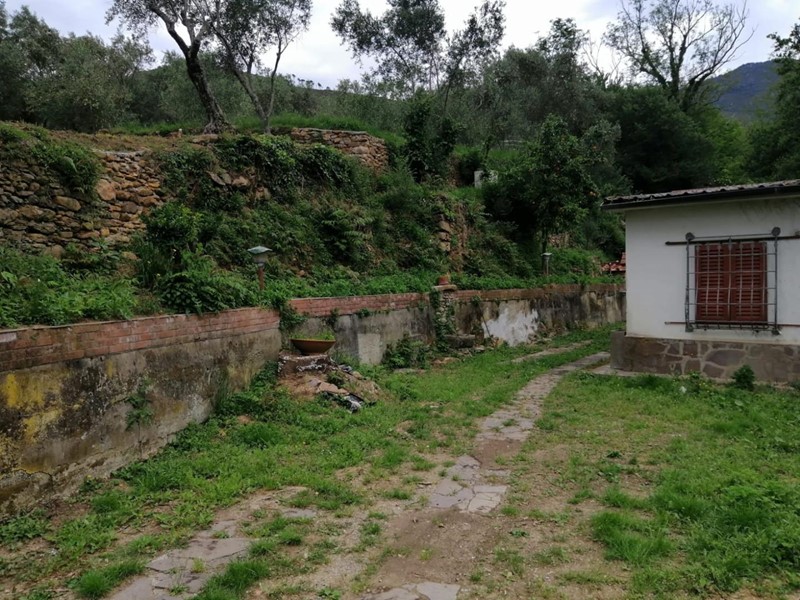 Casa Indipendente in Vendita a Calci, 230'000€, 70 m²