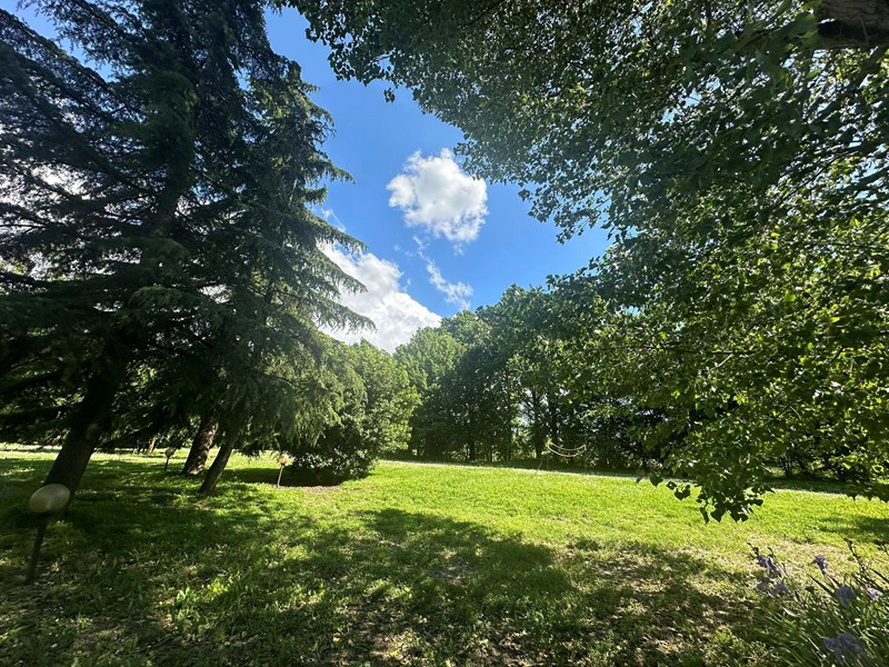 Villa in Vendita a Albaredo Arnaboldi, 590'000€, 650 m²