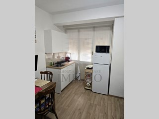 Monolocale in Vendita a Ventimiglia, zona Passeggiata Mare, 90'000€, 20 m²