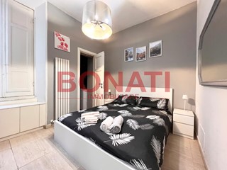 Appartamento in Vendita a La Spezia, zona Centro, 245'000€, 96 m², arredato