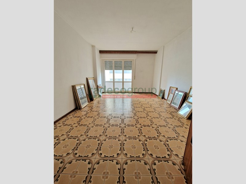 Appartamento in Vendita a Livorno, zona fabbricotti, 300'000&euro;, 120 m²