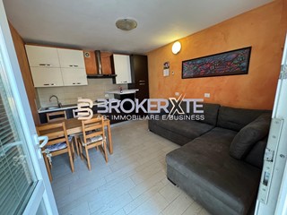 Trilocale in Affitto a Carrara, zona Marina di Carrara, 2'325&euro;, 35 m², arredato