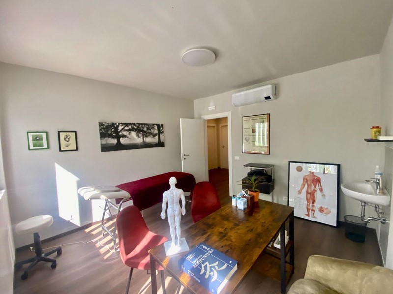 Ufficio in Affitto a Lucca, zona Sant'Anna, 220€, 15 m²