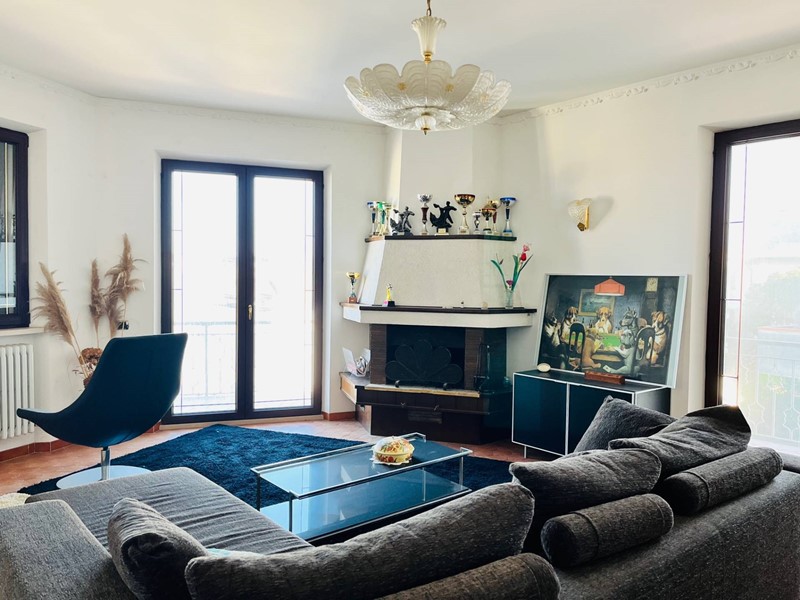 Appartamento in Vendita a Montemarciano, zona Marina di Montemarciano, 345'000€, 190 m², arredato