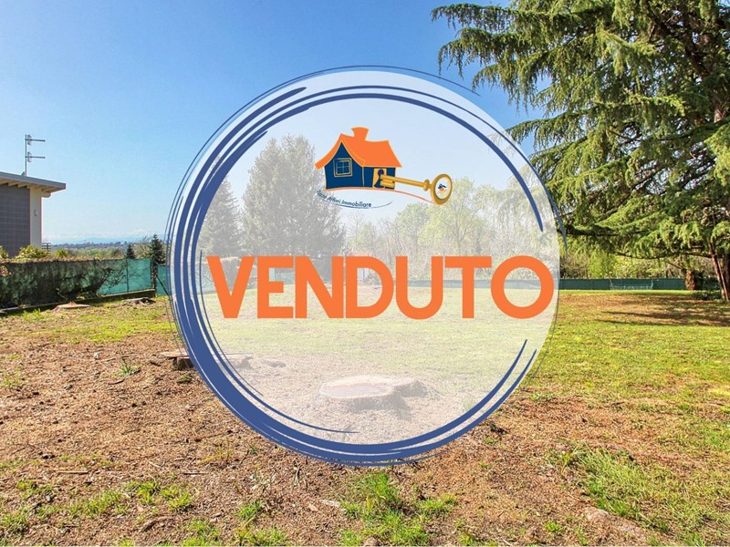 Terreno edificabile in Vendita a Caronno Varesino, 200'000€, 2350 m²