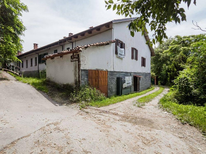 Casale in Vendita a Cavagnolo, 39'000€, 160 m², con Box