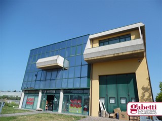 Capannone in Vendita a Morciano di Romagna, 1'200'000€, 1563 m²