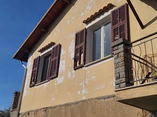 Casa Indipendente in Vendita a Sanremo, 110'000€, 127 m²