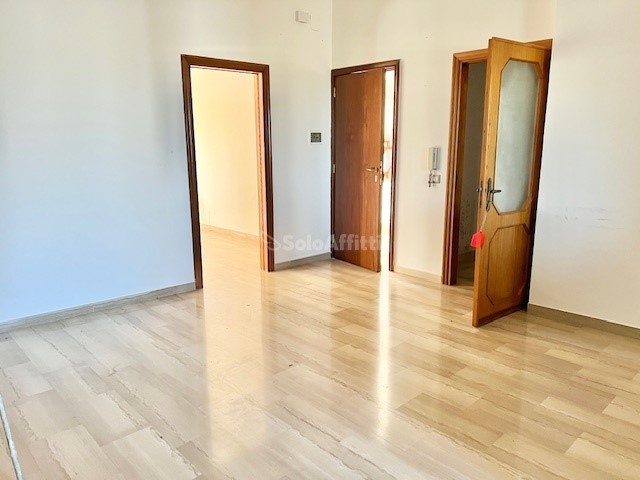 Trilocale in Affitto a Bari, zona San Giorgio, 700€, 120 m²