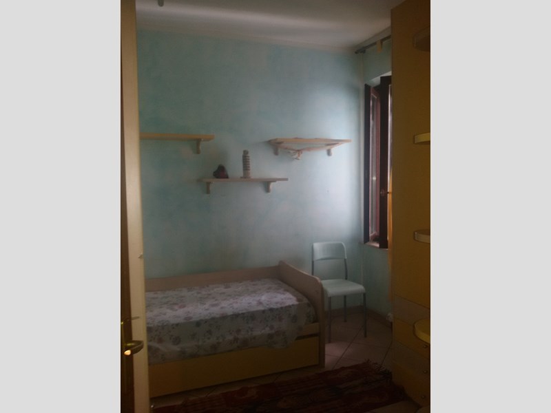 Stanza in Affitto a Pontedera, 300€, arredato