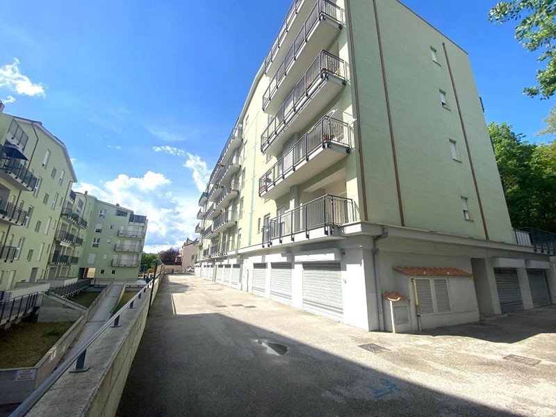 Quadrilocale in Vendita a L'Aquila, 175'000&euro;, 112 m²