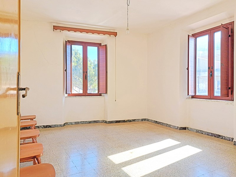 Casa Indipendente in Vendita a Sanluri, 220'000€, 308 m²