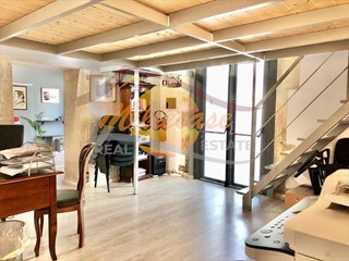 Bilocale in Vendita a Siracusa, zona Adda -Gelone - Borgata, 75'000&euro;, 60 m²