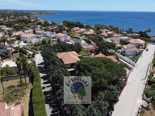 Villa in Vendita a Siracusa, zona FONTANE BIANCHE, 420'000&euro;, 204 m²