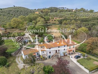 Trilocale in Vendita a Buti, zona Cascine, 80'000€, 90 m²