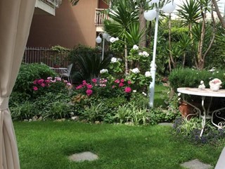 Trilocale in Vendita a Sanremo, 270'000€, 100 m²