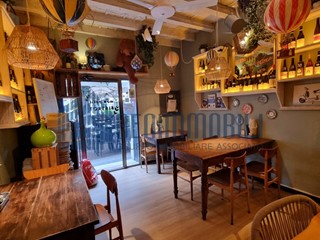 Attività commerciale in Vendita a Brescia, 290'000€, 135 m², arredato