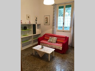 Casa Semi Indipendente in Vendita a Massa, zona Marina di Massa, 240'000€, 60 m²