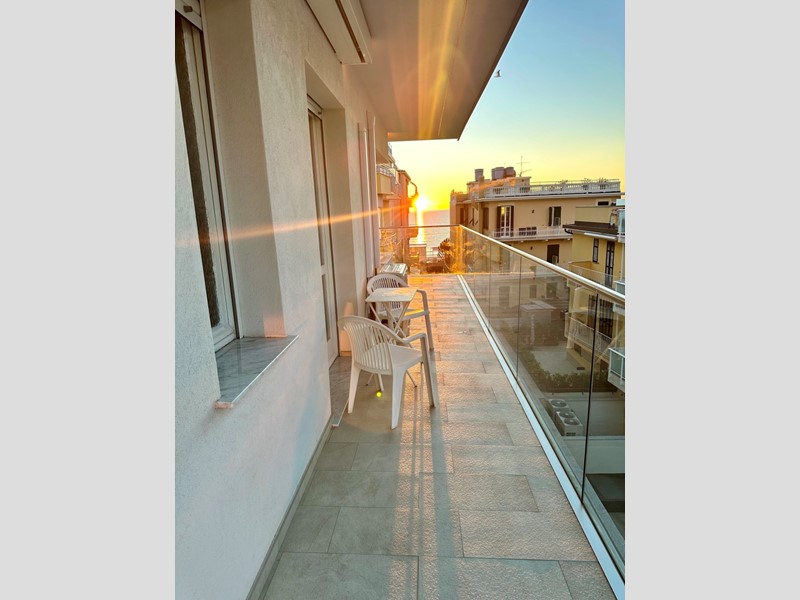 Quadrilocale in Affitto a Alassio, 1'000€, 108 m², arredato