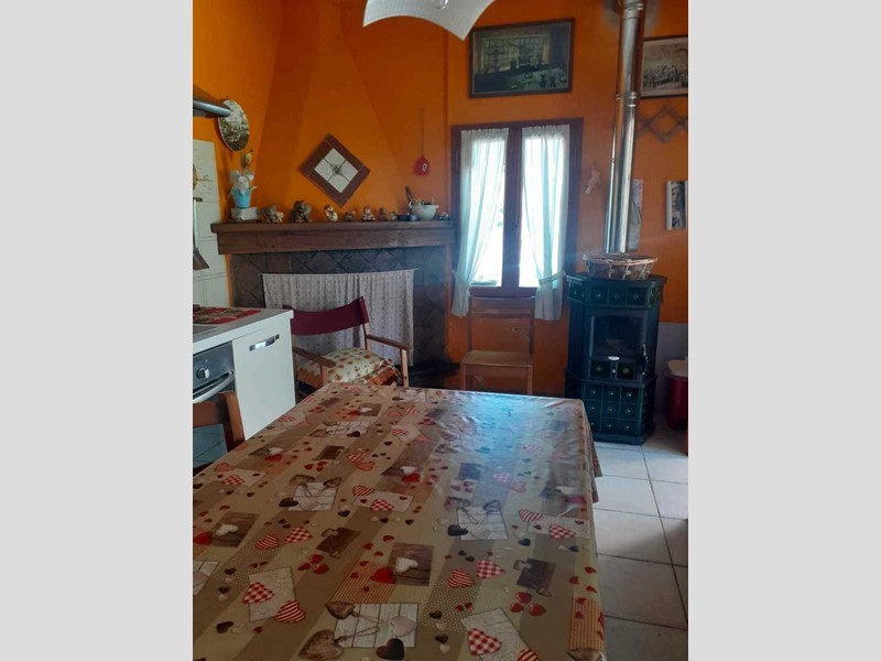 Casa Semi Indipendente in Vendita a Carrara, zona Marina di Carrara, 500'000€, 110 m²