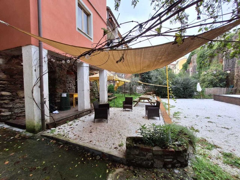 Appartamento in Affitto a Sarzana, 850€, 