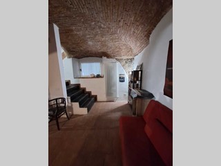 Appartamento in Affitto a Sarzana, 850€, 