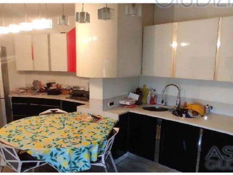 Quadrilocale in Vendita a Rimini, 416'055€, 264 m², con Box