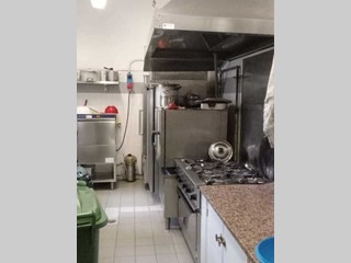 Attività commerciale in Vendita a Lucca, zona San Marco, 50'000€, 70 m²