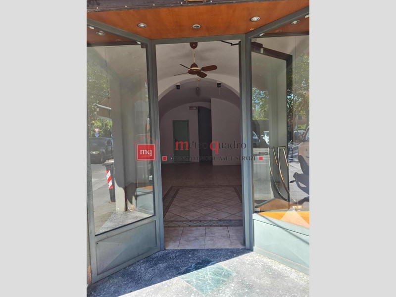 Immobile commerciale in Affitto a Pisa, 1'000€, 50 m²