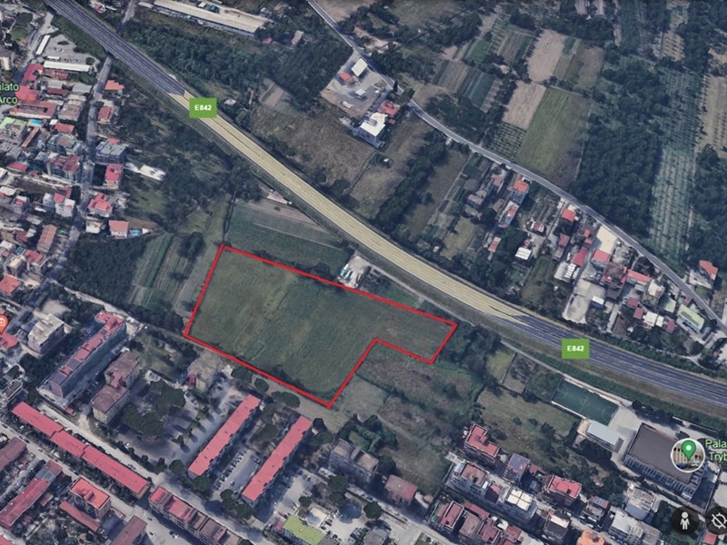 Terreno edificabile in Vendita a Pomigliano d'Arco, 750'000€, 20000 m²