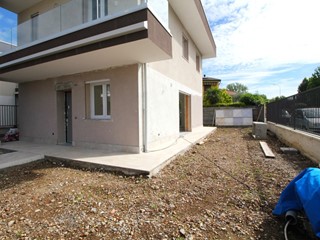 Villetta a schiera in Vendita a Gorla Minore, 375'000€, 155 m²
